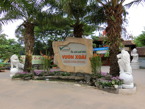 Đền Hùng - KDL Vườn Xoài